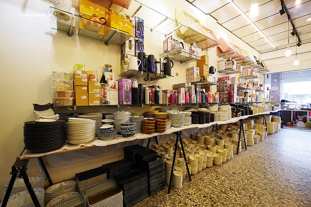 僑俐瓷器┃彰化餐具批發：$39元起！日本有田燒、瓷窯、輕量瓷、砂鍋、骨瓷杯、木餐盤、鍋碗瓢盆、下午茶具、禮盒、日本櫻花杯都有&hellip;讓人失心瘋的好地方！ @飛天璇的口袋