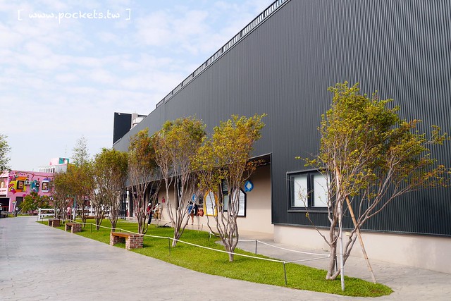 雲林崙背｜千巧谷牛樂園牧場：結合沙坑、餵魚、美食、牧場，適合親子旅遊的地點 @飛天璇的口袋