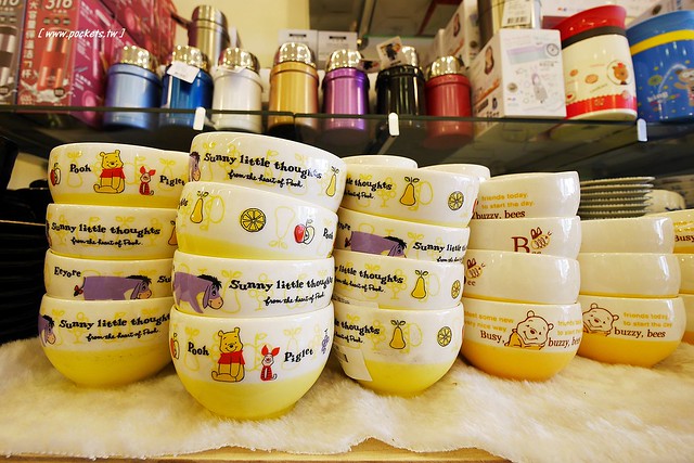 僑俐瓷器┃彰化餐具批發：$39元起！日本有田燒、瓷窯、輕量瓷、砂鍋、骨瓷杯、木餐盤、鍋碗瓢盆、下午茶具、禮盒、日本櫻花杯都有&hellip;讓人失心瘋的好地方！ @飛天璇的口袋