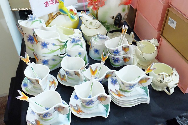 僑俐瓷器┃彰化餐具批發：$39元起！日本有田燒、瓷窯、輕量瓷、砂鍋、骨瓷杯、木餐盤、鍋碗瓢盆、下午茶具、禮盒、日本櫻花杯都有&hellip;讓人失心瘋的好地方！ @飛天璇的口袋