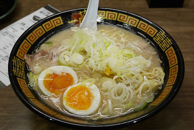 【日本東京】一蘭拉麵淺草店~一蘭屋台拉麵2015年開幕，東京銀座線在浅草駅8號出口旁，東橫inn淺草雷門步行10分鐘 @飛天璇的口袋