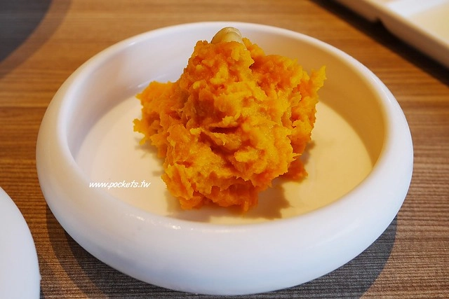 【台中南屯】屋馬文心店~觀光客指定要吃的台中必吃美食，浴火重生的「屋馬文心店」 @飛天璇的口袋