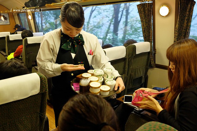日本大分｜由布院之森列車，旅遊九州必搭JR特急ゆふいんの森 ，復古又美麗的車廂，還可以享用火車美食 @飛天璇的口袋