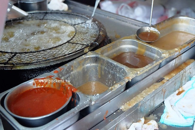 彰化美食｜阿三肉圓．彰化肉圓節雙料冠軍，包著干貝的酥皮肉圓 @飛天璇的口袋