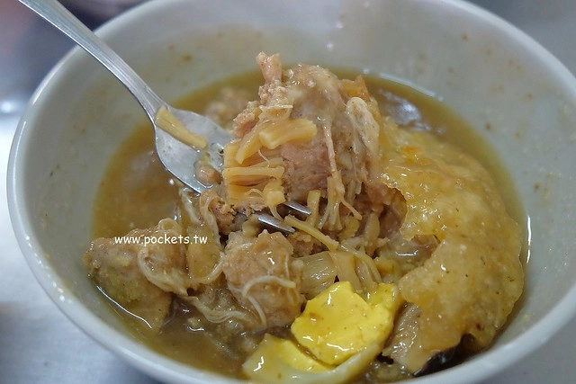 彰化美食｜阿三肉圓．彰化肉圓節雙料冠軍，包著干貝的酥皮肉圓 @飛天璇的口袋