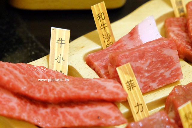 京東燒肉專門店｜一個人吃了一頭牛，好吃又有質感的燒肉店，捷運松山南京站步行3分鐘，台北東區好吃燒肉推薦 @飛天璇的口袋