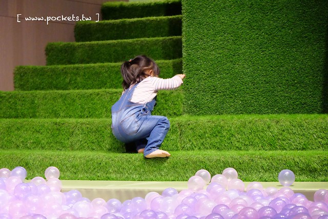 Hide&Seek嘻遊聚親子餐廳┃台中西屯美食：使用德國HABA頂級無毒遊具，沙坑、球池、溜滑梯&hellip;讓小孩子賴著不走的遊戲天堂，餐點的表現也不錯 @飛天璇的口袋