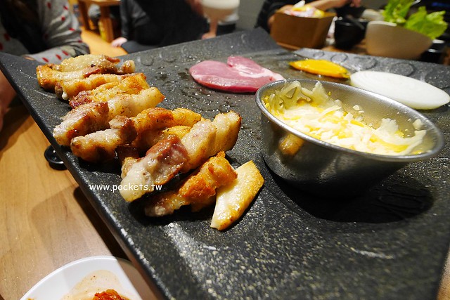 台中北區｜火板大叔韓國烤肉，老闆是道地的韓國人，韓式料理不是只有一種味道 @飛天璇的口袋