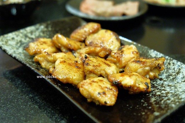 京東燒肉專門店｜一個人吃了一頭牛，好吃又有質感的燒肉店，捷運松山南京站步行3分鐘，台北東區好吃燒肉推薦 @飛天璇的口袋