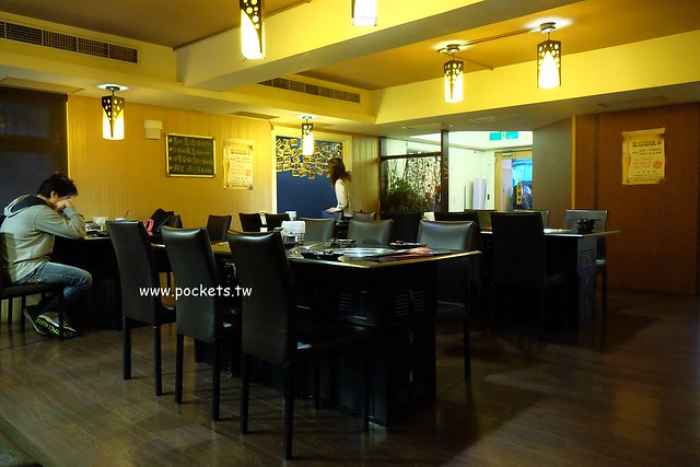 京東燒肉專門店｜一個人吃了一頭牛，好吃又有質感的燒肉店，捷運松山南京站步行3分鐘，台北東區好吃燒肉推薦 @飛天璇的口袋