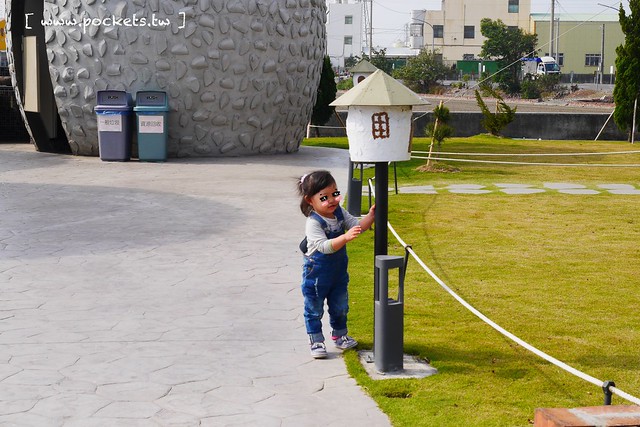 雲林崙背｜千巧谷牛樂園牧場：結合沙坑、餵魚、美食、牧場，適合親子旅遊的地點 @飛天璇的口袋