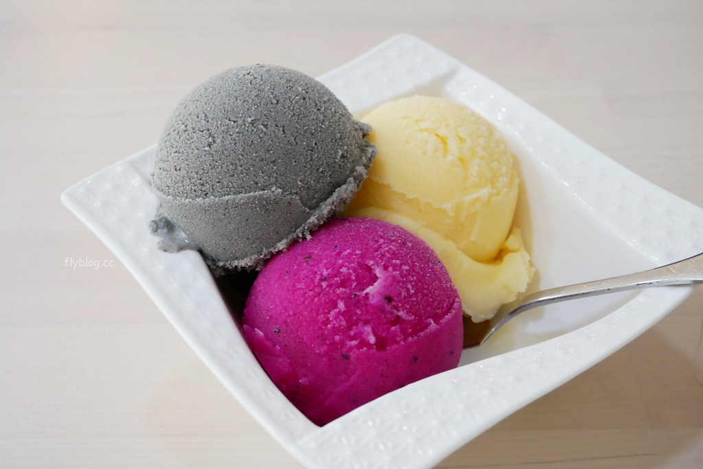 台中大甲｜純粹綿綿冰，使用當季水果、自家手工製冰，好吃健康沒有添加物 @飛天璇的口袋