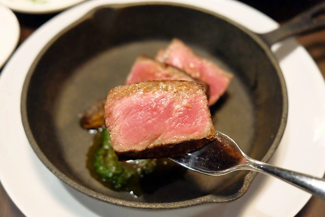 大道301牛排．301 Boulevard｜牛排教父鄧有葵最新力作，仟元以下就可以吃到教父級牛排，台中新光三越百貨9樓美食 @飛天璇的口袋