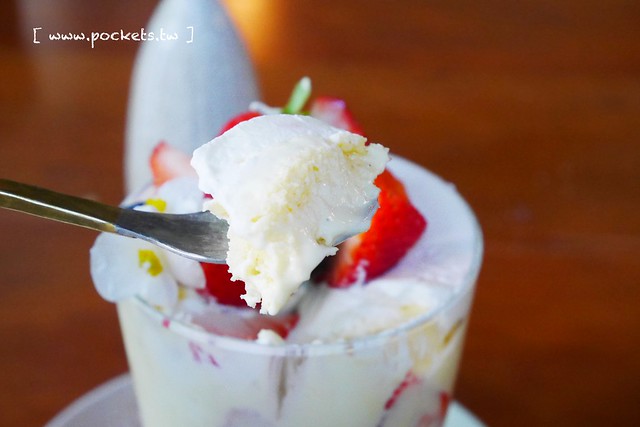 Yokoneco松鼠食堂．リスの食堂┃台中西區美食：只接受FB預約的隱密餐廳，結合花藝和美食，餐點走的是家常味 @飛天璇的口袋