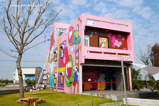 雲林崙背｜千巧谷牛樂園牧場：結合沙坑、餵魚、美食、牧場，適合親子旅遊的地點 @飛天璇的口袋