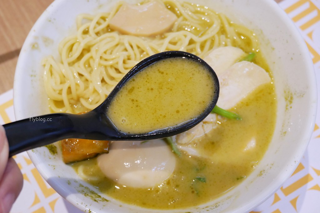 銀座篝拉麵｜銀座東京米其林紅色指南推薦，海外第一間分店台中三井outlet @飛天璇的口袋