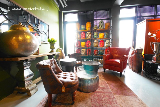 Q Garden Cafe｜有如置身南歐花園的浪漫氛圍，集合早午餐、咖啡、披薩和進口傢俱花器，彰化超漂亮IG打卡新景點(已停業) @飛天璇的口袋