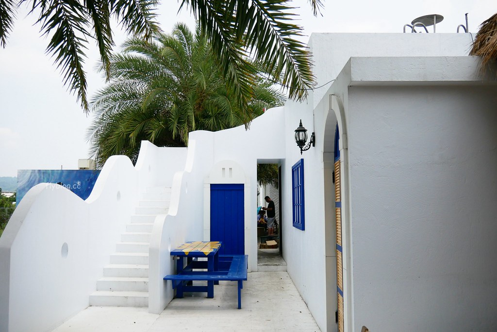 琉璃仙境｜員林超夯拍照景點琉璃仙境，魔戒哈比村、峇里島風餐廳、哥德式教堂、希臘式建築、沙坑大草皮 @飛天璇的口袋