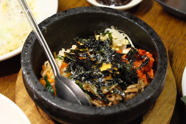 日本愛知｜味和居 Sakaehorumon．名古屋啤酒無限暢飲，榮町高CP值的燒肉店 @飛天璇的口袋