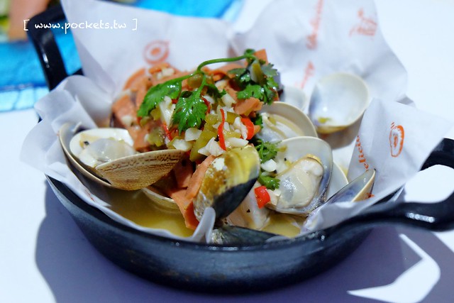 X Burger ┃台中南屯美食：台中最具現代感的美式餐廳，早午餐、晚餐、宵夜&hellip;一應俱全，夜貓子宵夜時段的好選擇 @飛天璇的口袋