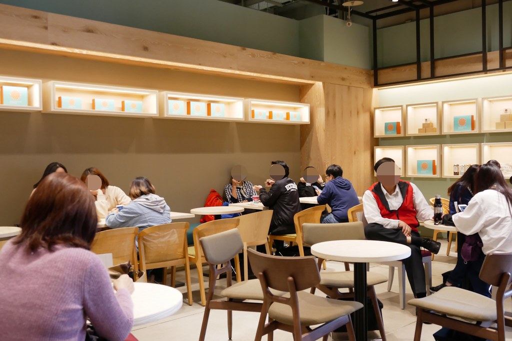 猿田彥珈琲┃台中三井：日本東京超人氣咖啡館，獨家開賣日本經典壽太郎特製鬆餅 @飛天璇的口袋