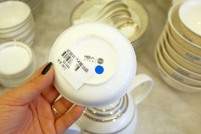 僑俐瓷器┃彰化餐具批發：$39元起！日本有田燒、瓷窯、輕量瓷、砂鍋、骨瓷杯、木餐盤、鍋碗瓢盆、下午茶具、禮盒、日本櫻花杯都有&hellip;讓人失心瘋的好地方！ @飛天璇的口袋