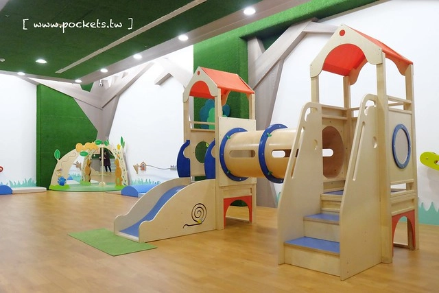 Hide&Seek嘻遊聚親子餐廳┃台中西屯美食：使用德國HABA頂級無毒遊具，沙坑、球池、溜滑梯&hellip;讓小孩子賴著不走的遊戲天堂，餐點的表現也不錯 @飛天璇的口袋