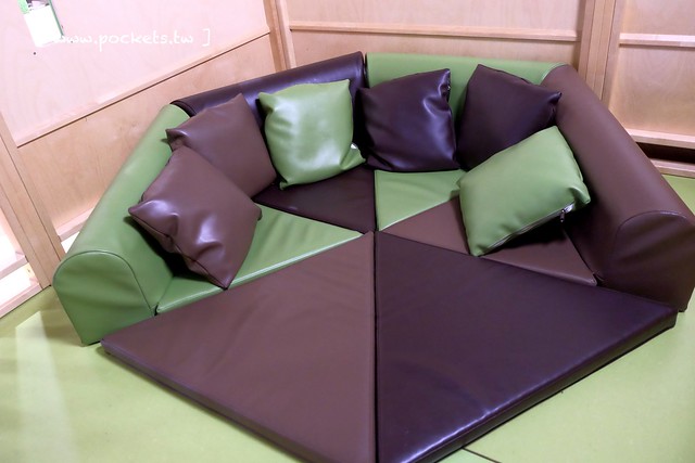 Hide&Seek嘻遊聚親子餐廳┃台中西屯美食：使用德國HABA頂級無毒遊具，沙坑、球池、溜滑梯&hellip;讓小孩子賴著不走的遊戲天堂，餐點的表現也不錯 @飛天璇的口袋