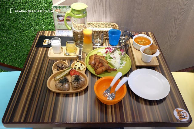 Hide&Seek嘻遊聚親子餐廳┃台中西屯美食：使用德國HABA頂級無毒遊具，沙坑、球池、溜滑梯&hellip;讓小孩子賴著不走的遊戲天堂，餐點的表現也不錯 @飛天璇的口袋