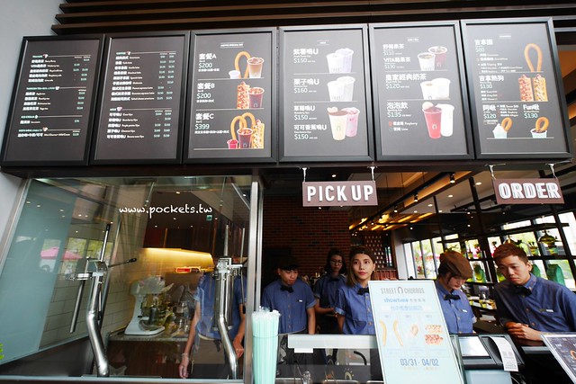 Street Churros ┃台中東區美食：韓國超人氣排隊美食，每日現做吉拿圈專賣店，台中秀泰影城S1館一樓3/31開幕 @飛天璇的口袋