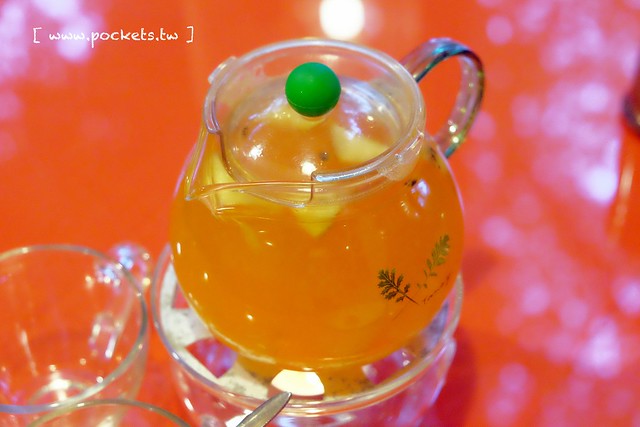 台中新社｜桃李河畔．新社著名景觀餐廳，浪漫森林玻璃屋 @飛天璇的口袋