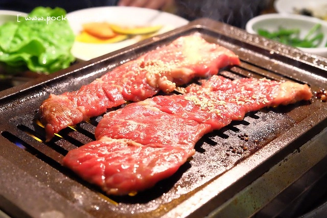 日本愛知｜味和居 Sakaehorumon．名古屋啤酒無限暢飲，榮町高CP值的燒肉店 @飛天璇的口袋