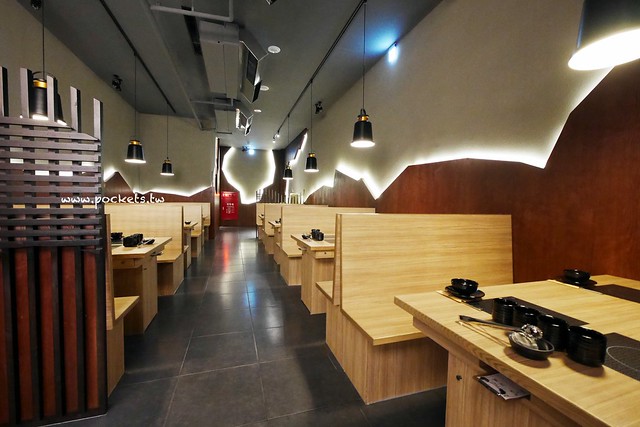 【台中南屯】灰鴿：台中CP值超高的火鍋餐廳，幾歲生日送幾隻蝦 @飛天璇的口袋