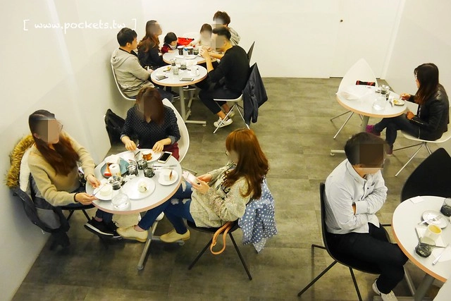 台中西區｜CJSJ法式甜點概念店．法國甜點米其林師傅領軍，草悟道散步美食 @飛天璇的口袋