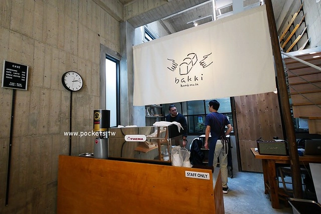 Bakki Handmade：隱身巷弄間的好吃甜點店，充滿日系雜貨風的可愛小店，手工磅蛋糕每天限量販售 @飛天璇的口袋