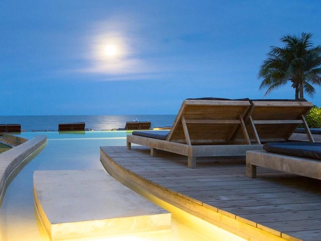 泰國華欣｜Devasom Hua Hin Resort 華欣德瓦索姆度假村，獨棟小木屋復古風套房，享受海邊一色的美景 @飛天璇的口袋