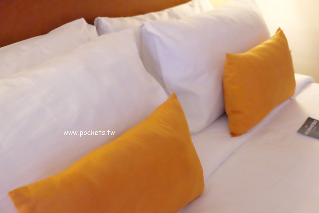 泰國曼谷｜曼谷雅高美居大酒店 Grand Mercure Bangkok Fortune｜MRT捷運站步行3分鐘，Tesco步行5分鐘、對面是Central Plaza百貨 @飛天璇的口袋