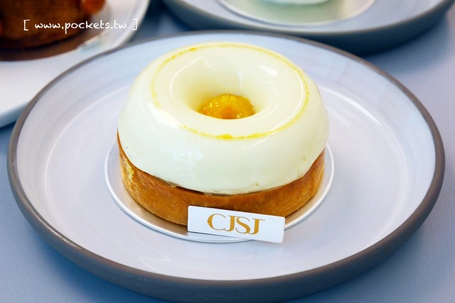 台中西區｜CJSJ法式甜點概念店．法國甜點米其林師傅領軍，草悟道散步美食 @飛天璇的口袋