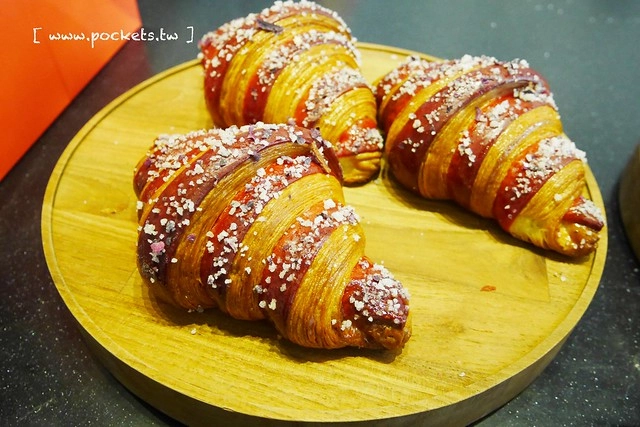 台中西區｜CJSJ法式甜點概念店．法國甜點米其林師傅領軍，草悟道散步美食 @飛天璇的口袋