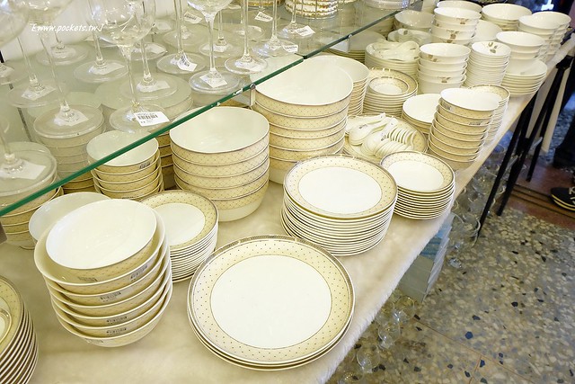 僑俐瓷器┃彰化餐具批發：$39元起！日本有田燒、瓷窯、輕量瓷、砂鍋、骨瓷杯、木餐盤、鍋碗瓢盆、下午茶具、禮盒、日本櫻花杯都有&hellip;讓人失心瘋的好地方！ @飛天璇的口袋