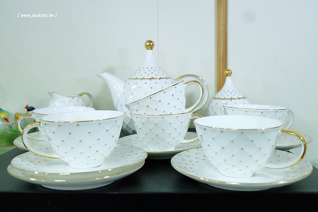 僑俐瓷器┃彰化餐具批發：$39元起！日本有田燒、瓷窯、輕量瓷、砂鍋、骨瓷杯、木餐盤、鍋碗瓢盆、下午茶具、禮盒、日本櫻花杯都有&hellip;讓人失心瘋的好地方！ @飛天璇的口袋