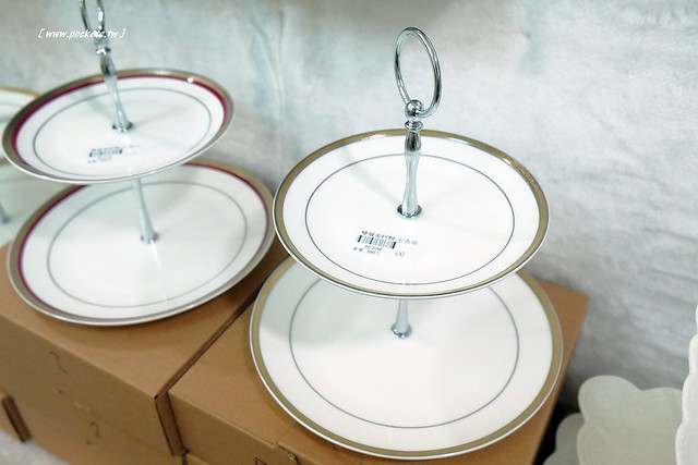 僑俐瓷器┃彰化餐具批發：$39元起！日本有田燒、瓷窯、輕量瓷、砂鍋、骨瓷杯、木餐盤、鍋碗瓢盆、下午茶具、禮盒、日本櫻花杯都有&hellip;讓人失心瘋的好地方！ @飛天璇的口袋