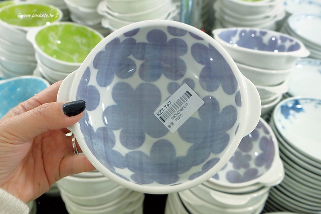 僑俐瓷器┃彰化餐具批發：$39元起！日本有田燒、瓷窯、輕量瓷、砂鍋、骨瓷杯、木餐盤、鍋碗瓢盆、下午茶具、禮盒、日本櫻花杯都有&hellip;讓人失心瘋的好地方！ @飛天璇的口袋