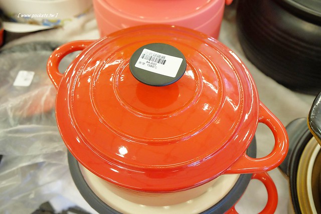 僑俐瓷器┃彰化餐具批發：$39元起！日本有田燒、瓷窯、輕量瓷、砂鍋、骨瓷杯、木餐盤、鍋碗瓢盆、下午茶具、禮盒、日本櫻花杯都有&hellip;讓人失心瘋的好地方！ @飛天璇的口袋