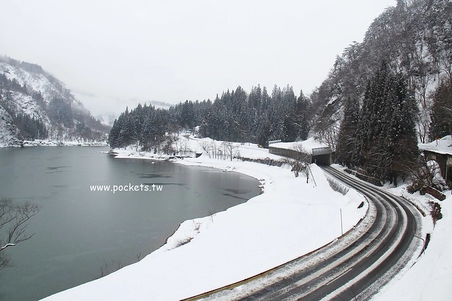 会津柳津&rarr;会津川口(JR只見線)┃福島旅遊景點：奧會津必訪旅遊景點推薦，搭火車欣賞冬季絕美只見線沿途風光 @飛天璇的口袋