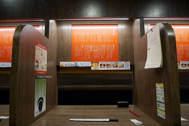 【日本東京】一蘭拉麵淺草店~一蘭屋台拉麵2015年開幕，東京銀座線在浅草駅8號出口旁，東橫inn淺草雷門步行10分鐘 @飛天璇的口袋