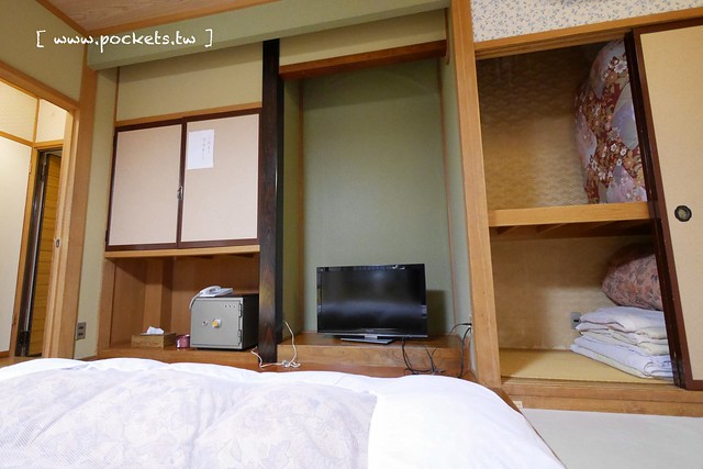 內田屋旅館．Uchidaya┃福島住宿推薦：擁有140年歷史的老旅館，位於圓藏寺旁邊，一泊二食+露天風呂，飯店備有免費wifi，老闆娘服務親切 @飛天璇的口袋