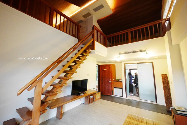 集集棕梠泉民宿┃南投民宿推薦：夏日南洋風情的優質民宿，擁有獨立大浴缸、免費wifi、腳踏車出借 @飛天璇的口袋