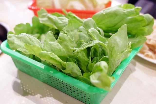 台中豐原｜三豐食補碳燒薑母鴨．豐原超人氣薑母鴨店，湯頭鮮甜價格實在 @飛天璇的口袋