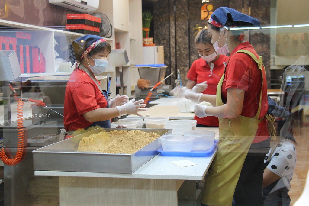 南投草屯｜方愫馨手工麻糬．草屯必買伴手禮方愫馨麻糬，超人氣手工麻糬現做軟Q好吃 @飛天璇的口袋